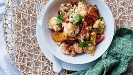 Havaijilainen katkarapusalaatti Havaijilainen katkarapusalaatti