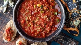 Lasary Voatabia – sipuli-tomaattisalsa