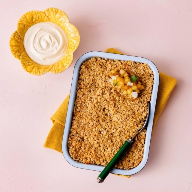 Omena-Ruusumarja paistos ja Suolakinuskivaahto (Vilkas 2026)