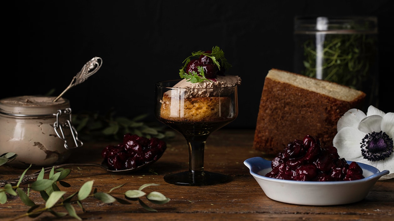 Maille Bistro Linnunmaksa mousse, briossia ja kirsikkahilloke – - Resepti