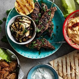 Libanonilaiset lammas- tai broilerivartaat Libanonilaiset lammas- tai broilerivartaat