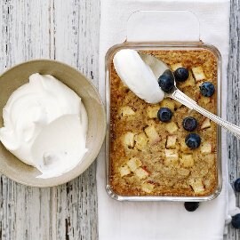 Mustikka-omenakaurapaistos Mustikka-omenakaurapaistos