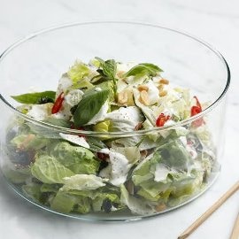 Asian caesarsalaatti