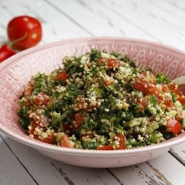 Lehtikaali-taboulleh Lehtikaali-taboulleh