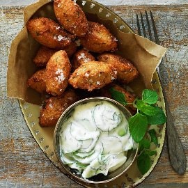 Tzatziki, kylmävalmistus Tzatziki, kylmävalmistus