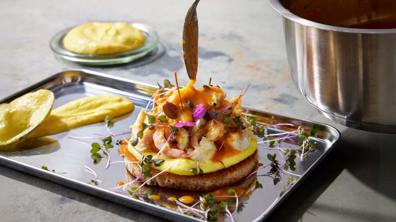 Bouillabaisse Toast sahramiperunamuusilla – - Resepti